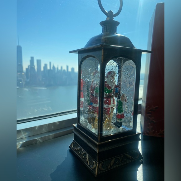 Christmas Decor Snow Santa Lantern - Picture 4 of 5